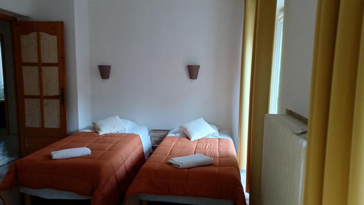 Appartement, La Route Des Grandes Alpes , 6 Couchages, Garage Pour Motards, Cyclistes, Possibilite De Supplementaires, Si De 6 Pers