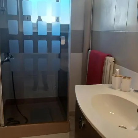 Appartement, La Route Des Grandes Alpes , 6 Couchages, Garage Pour Motards, Cyclistes, Possibilite De Studios Supplementaires, Si Plus De 6 Pers Fourneaux  Buitenkant foto