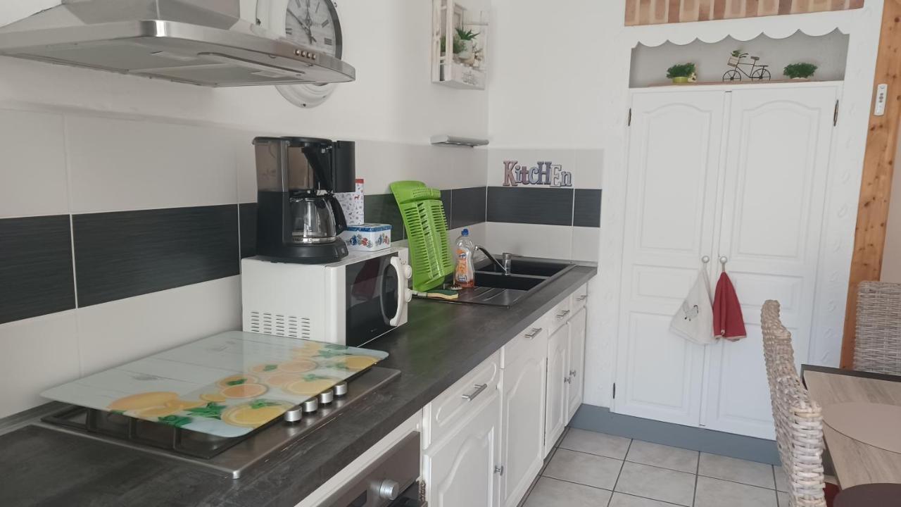 Appartement, La Route Des Grandes Alpes , 6 Couchages, Garage Pour Motards, Cyclistes, Possibilite De Supplementaires, Si De 6 Pers Fourneaux (Savoie)