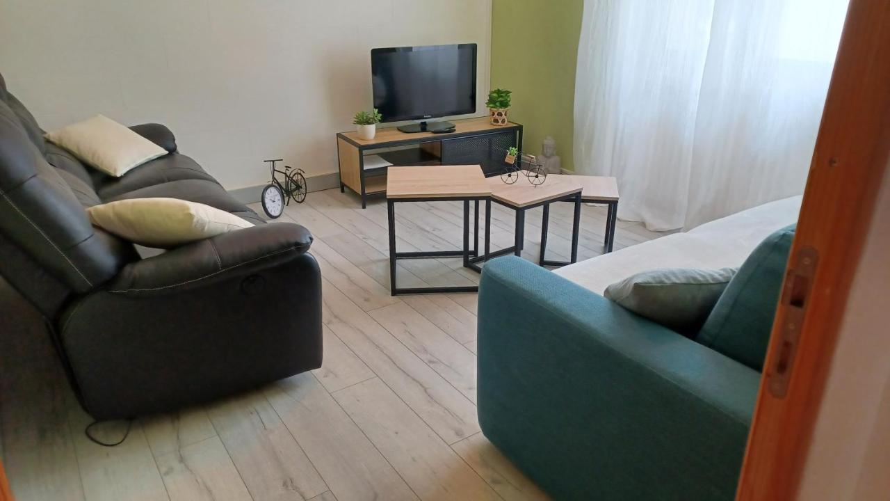 Alpine Route Apartment: 8-person With Garage For Cyclists Apartment
